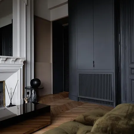 Atelier Artiste Apartment Paris